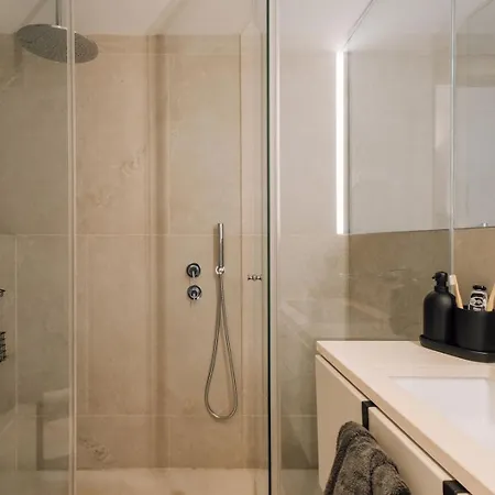 Copan - 2 Bedrooms And Balcony In Arroios * Lisbon